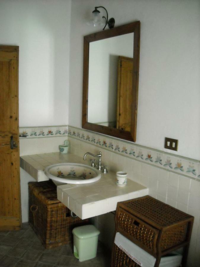 Cascinale La Mimosa Bed & Breakfast Cupramontana Ngoại thất bức ảnh